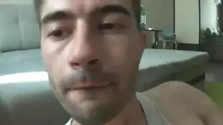 ربة منزل مثيرة كريستين دود تأخذ قضيب أسود كبير بعمق في مهبلها