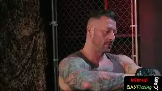 ديوث أقصى منظار