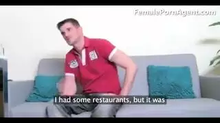 ايدخلو بطيزه وهيه ماتتحمل