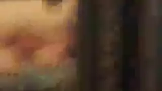 فتاة ترانس ذات قضيبين: حُشِرت في فتحتيها في إباحية قاسية