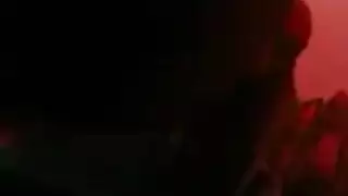 هاواي ماردي غرا الاستلقاء تحت أشعة الشمس