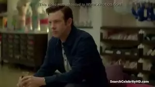 الجمالية الشوكولاتية المغرية تتعرى وتقدم صدرها الكبير