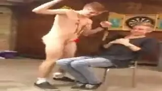  إيلاج مزدوج في النادي مع حورية عربية فائقة الجمال