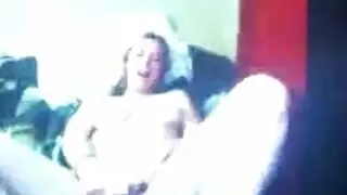 ممارسة جنس عنيف مع فتاة نائمة على طريق مهجور