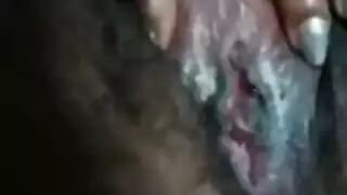 فتاة ممتلئة ذات أثداء عملاقة تحصل على تدليك مثير ثم ركوب جامح