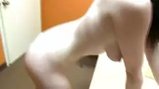 اربعه على بنت