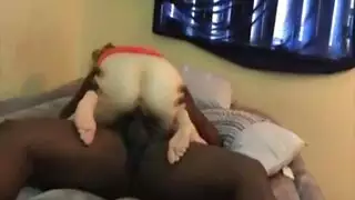 زنجي اسود زبو كبير وبنت بيضاء تلج