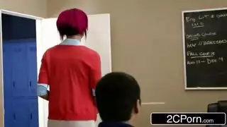 تدريس خاص من معلمة حمراء ينتهي بقذف داخل المهبل